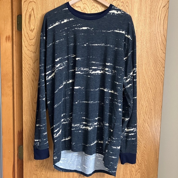 🧵2 L/S Shirts - LuLaRoe Hudson Bundle - Size XL👕 - Picture 2 of 12